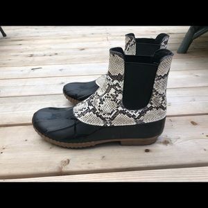 Urban Outfitters Snakeskin Duckboot